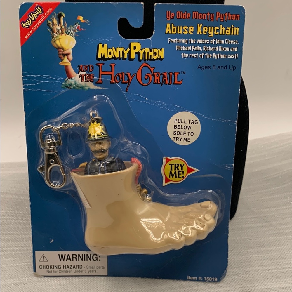 MONTY PYTHON HOLY GRAIL FOOT TALKING ABUSE KEYCHAIN 2003 SEALED CHARACTER VOICES